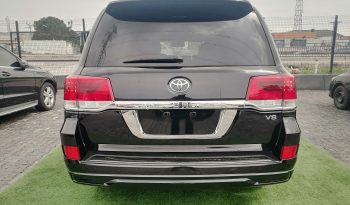 2015 Toyota Landcruiser V8 full