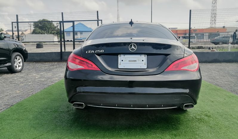 2015 Mercedes CLA250 full