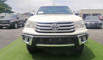 2017 Toyota Hilux SR-5 full