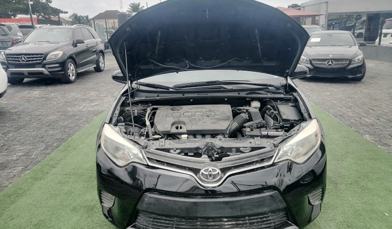 2015 Toyota Corolla LE full