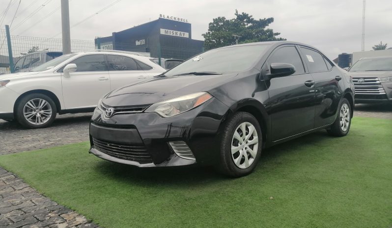 2015 Toyota Corolla LE full