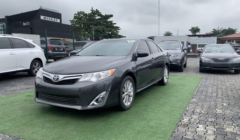 2012 Toyota Camry XLE full