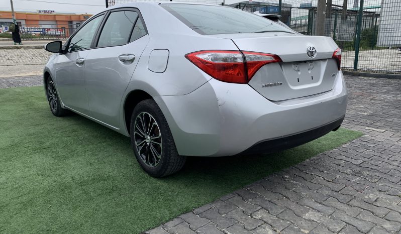 2015 Toyota Corolla LE full