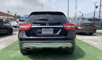 2015 Mercedes Benz GLA250 full