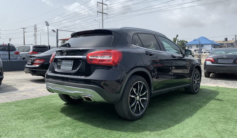 2015 Mercedes Benz GLA250 full