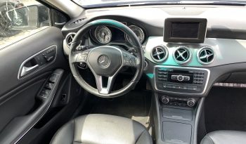 2015 Mercedes Benz GLA250 full