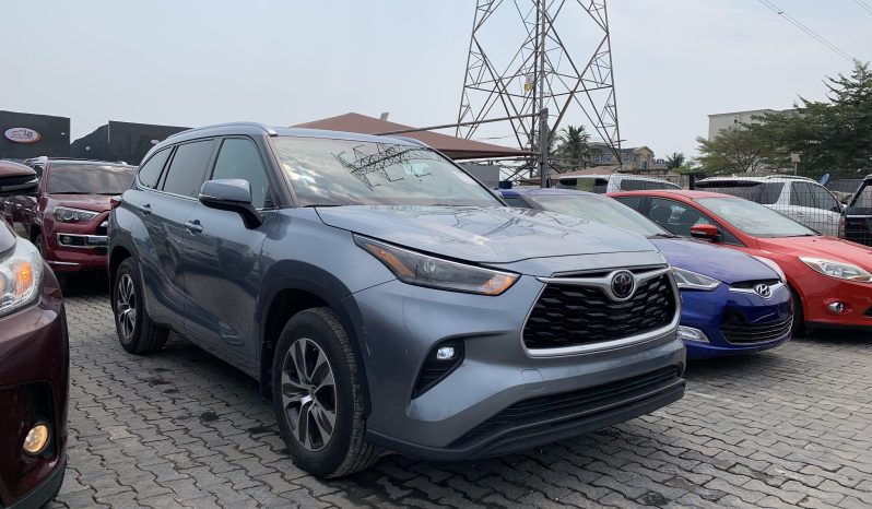 2021 Toyota Highlander XLE full