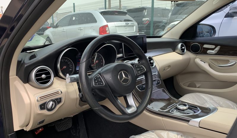 2017 Mercedes Benz C300 4Matic full