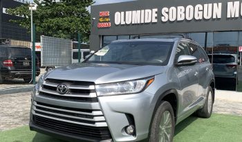 2017 TOYOTA HIGHLANDER XLE full