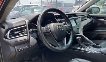 2019 TOYOTA CAMRY SE full