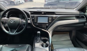 2019 TOYOTA CAMRY SE full