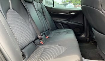 2019 TOYOTA CAMRY SE full