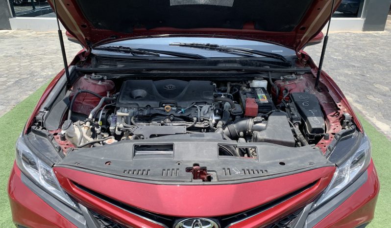 2019 TOYOTA CAMRY SE full