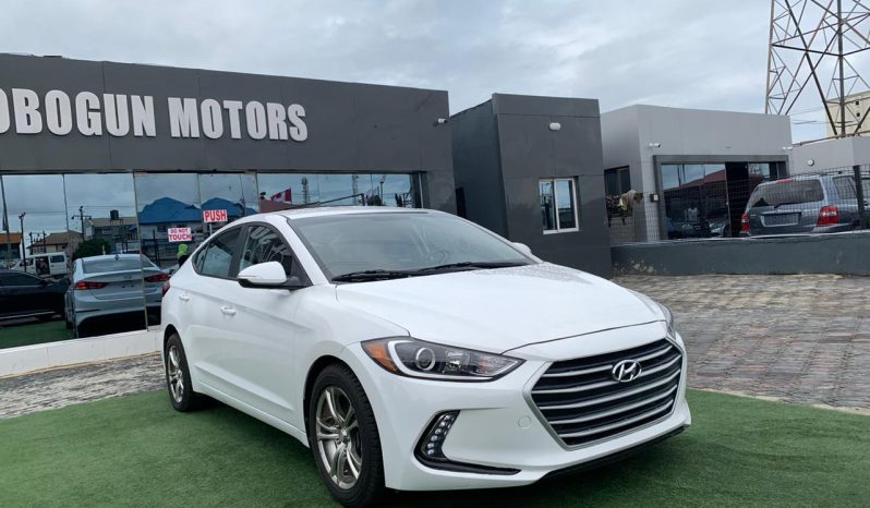 2018 Hyundai Elantra full