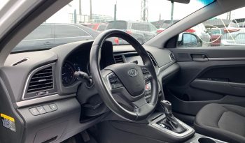 2018 Hyundai Elantra full