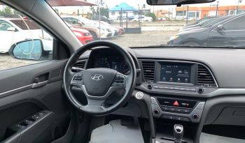 2018 Hyundai Elantra full