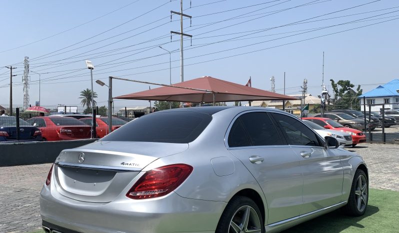 2016 Mercedes Benz C300 full