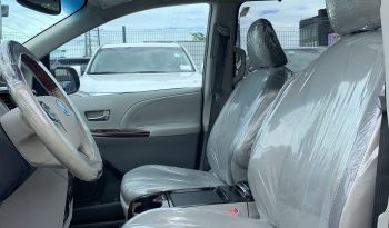 2011 TOYOTA SIENNA full