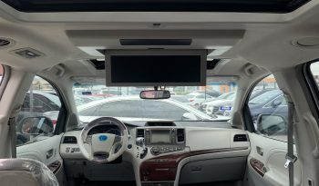 2011 TOYOTA SIENNA full