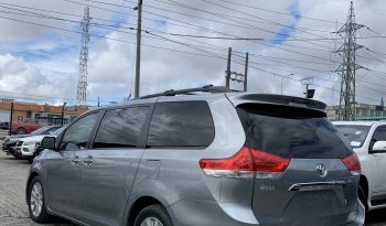 2011 TOYOTA SIENNA full